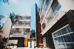 Maison Fahrenheit Hotel