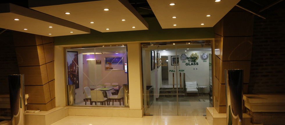 Lushville Hotel and Suites